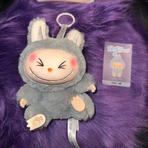 Have A Seat (LaFuFu) Labubu HeHe
NWT  Box is Opened